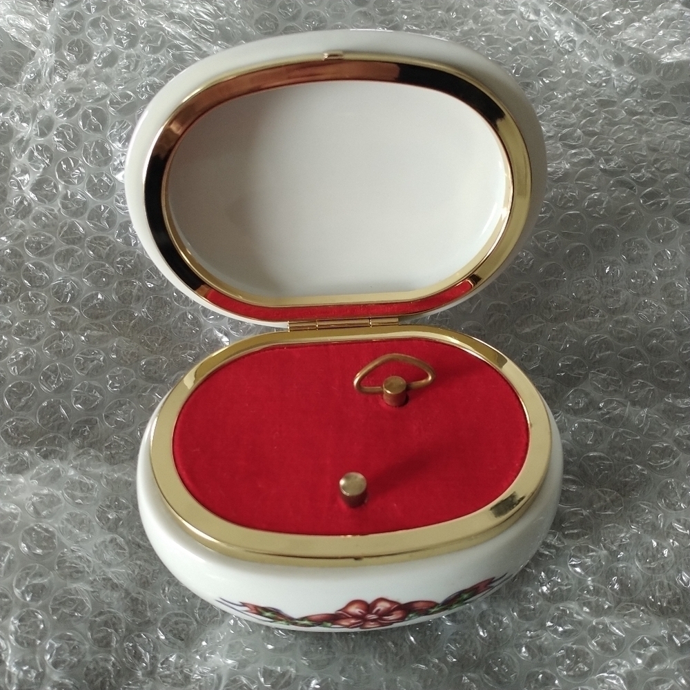 1991 Heritage House Melodies of Christmas-O Come All Ye Faithful Music Box - Picture 3 of 8